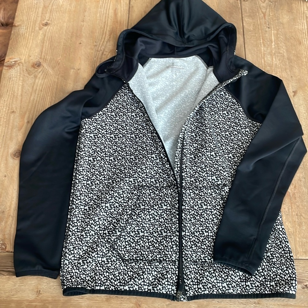 Nike therma fit hoodie Medium